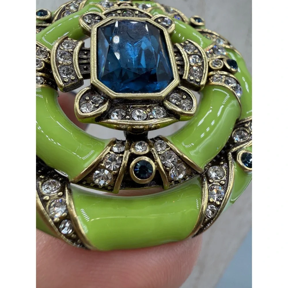 NWTS Heidi Daus Newport Chic II Enamel & Crystal Necklace Green Medallion & Cord